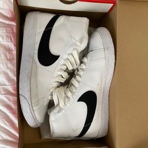 Nike Blazer Mid (GS)